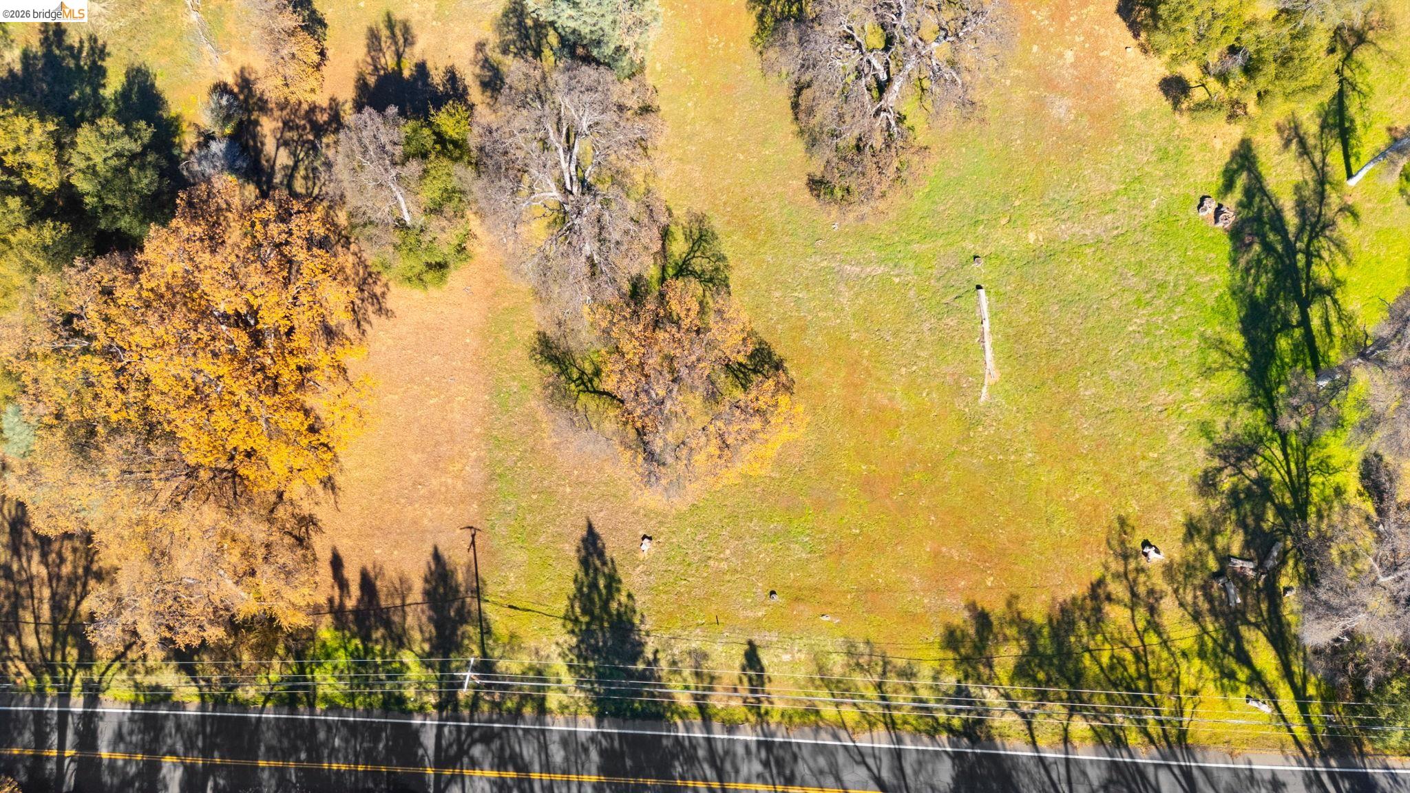 19291 Ferretti Road Groveland, CA 95321 - Photo 4 of 27