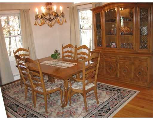 5570 Post Road, Unit 8 Warwick, RI 02818 - Photo 7 of 12 Dining Room.