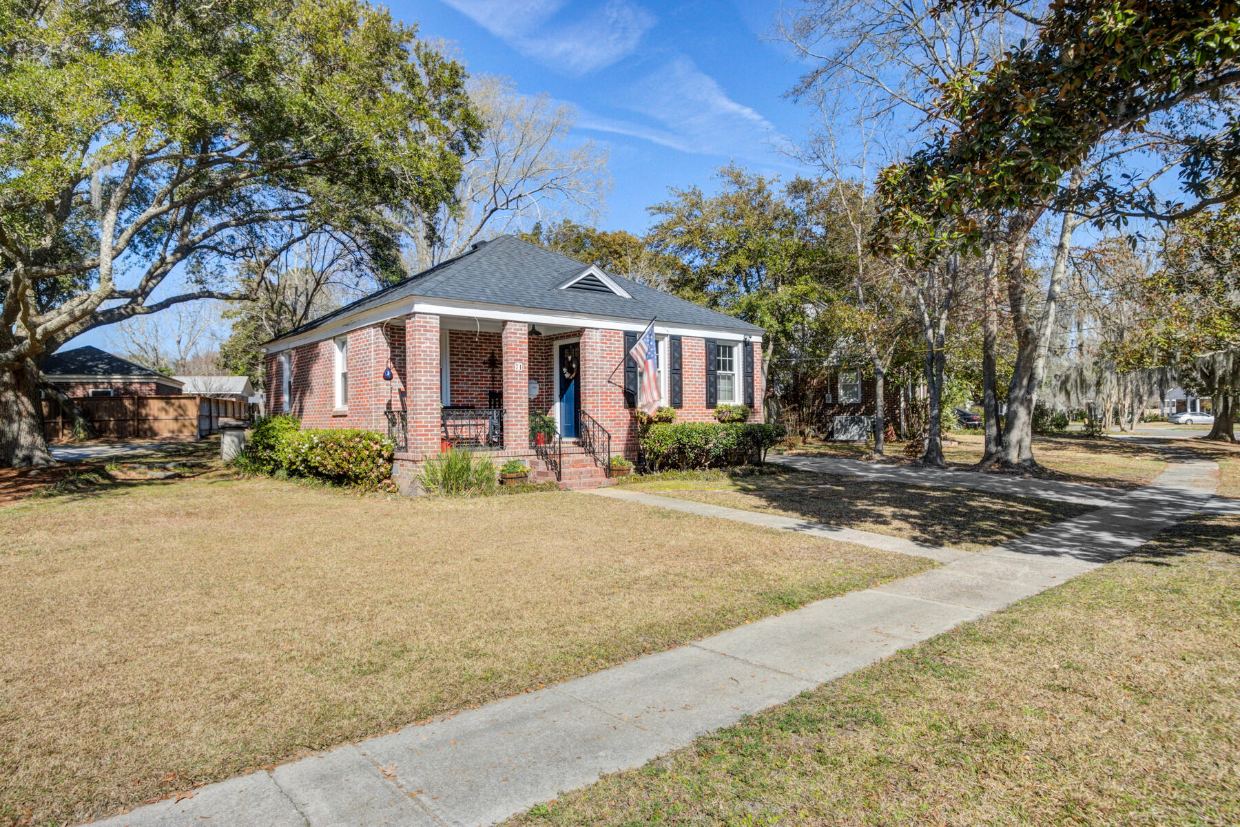 71 Colleton Drive Charleston, SC 29407 - Photo 3 of 31 71 Colleton Dr, Charleston SC (3)