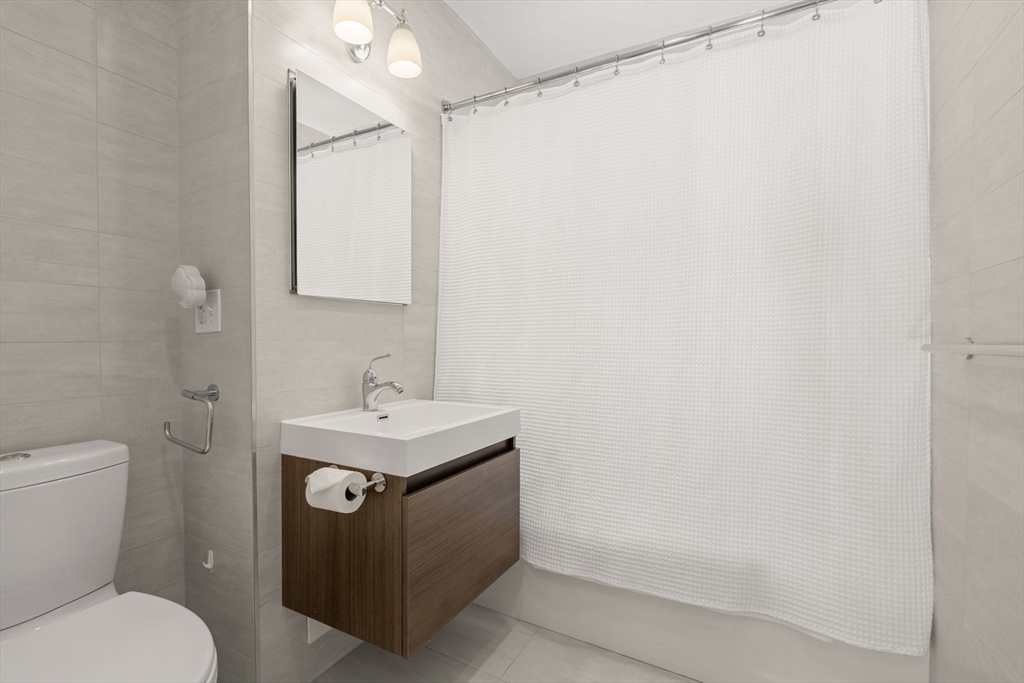 77 Worcester Street, Unit 4 Boston, MA 02118 - Photo 23 of 32