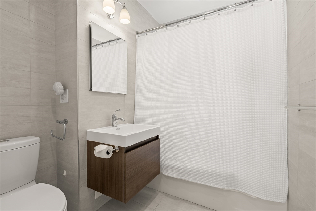 77 Worcester Street, Unit 4 Boston, MA 02118 - Photo 25 of 31