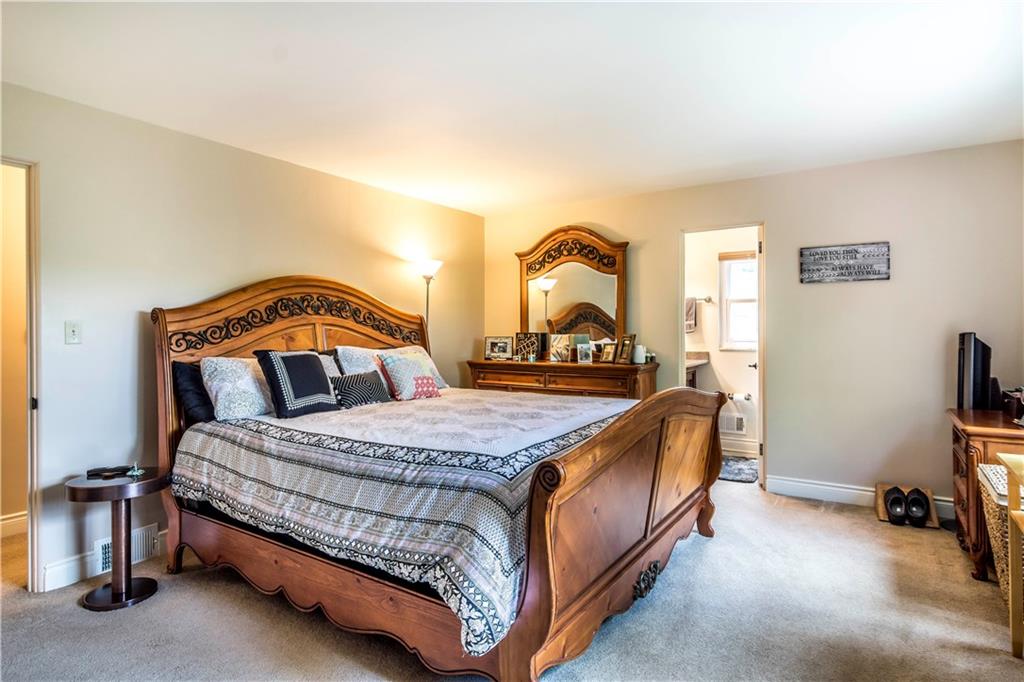 744 Pinetree Road Pittsburgh, PA 15243 - Photo 11 of 18 Gallery Image 11