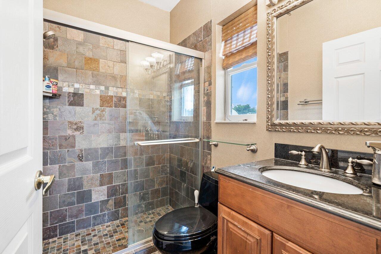 12437 Antille Drive Boca Raton, FL 33428 - Photo 17 of 36 Bath 2