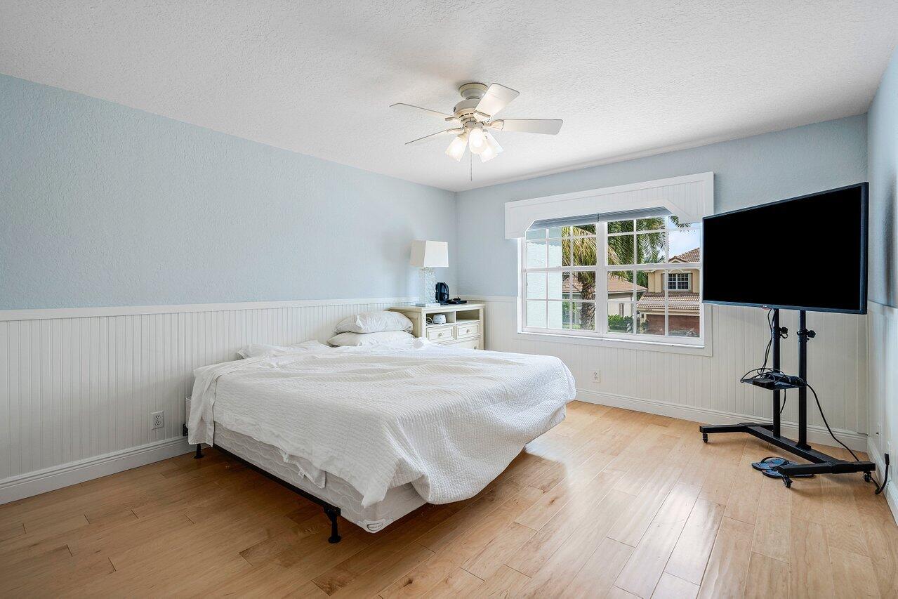 12437 Antille Drive Boca Raton, FL 33428 - Photo 20 of 36 Bedroom 5