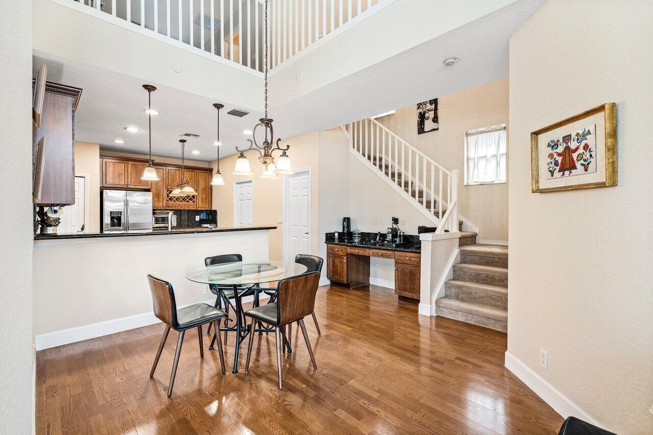 12437 Antille Drive Boca Raton, FL 33428 - Photo 5 of 36 Kitchen