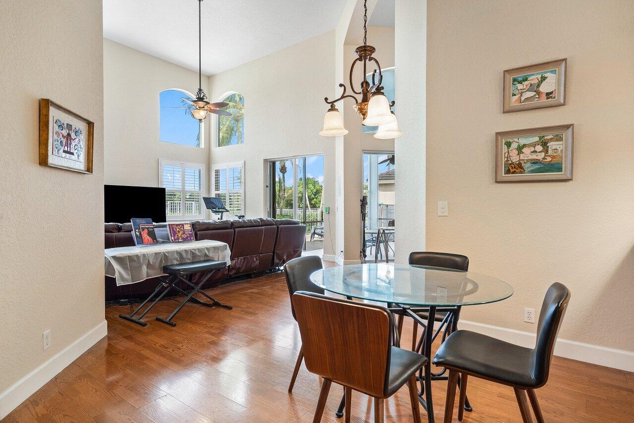 12437 Antille Drive Boca Raton, FL 33428 - Photo 8 of 36 Eat-in Kitchen