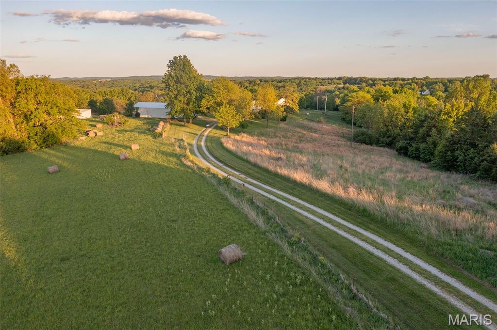 1010 Tickridge Road Silex, MO 63377 - Photo 9 of 20