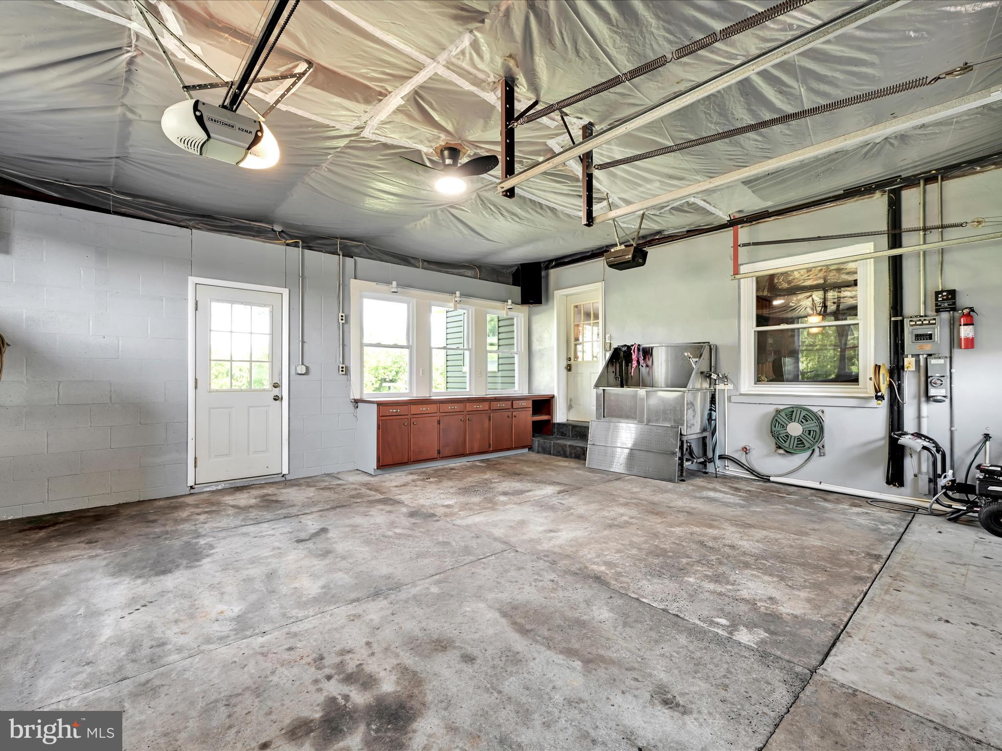 7932 Jonestown Road Harrisburg, PA 17112 - Photo 29 of 79 Garage