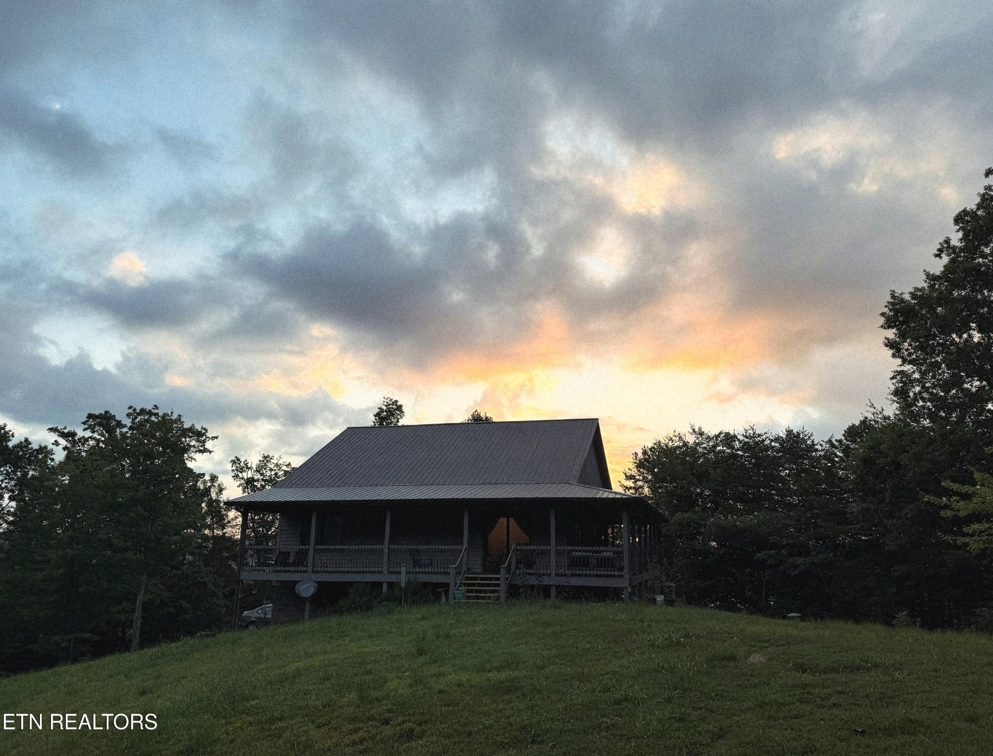 720 East Roddy Road Spring City, TN 37381 - Photo 49 of 58 a small yard in front of the house