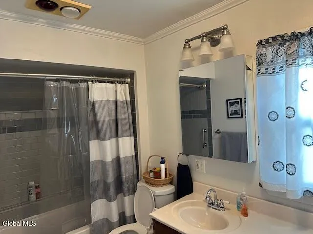 $289,900 | 26 Woodlawn Court, Troy, NY 12180