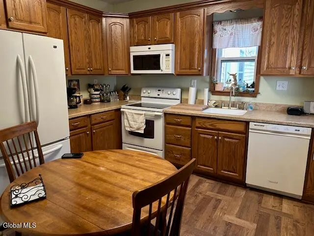 $289,900 | 26 Woodlawn Court, Troy, NY 12180