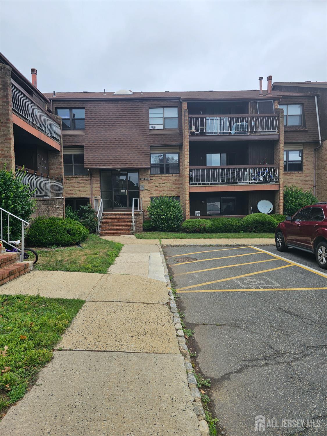 1714 Raspberry Court Edison, NJ 08817 - Photo 1 of 15
