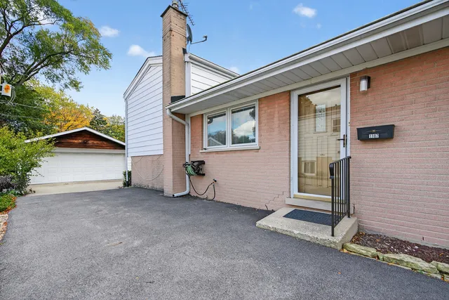 $389,900 | 1187 South Ridge Avenue, Arlington Heights, IL 60005