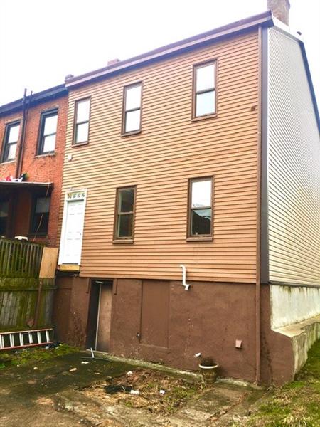 902 Constance Street Pittsburgh, PA 15212 - Photo 15 of 16 Rear