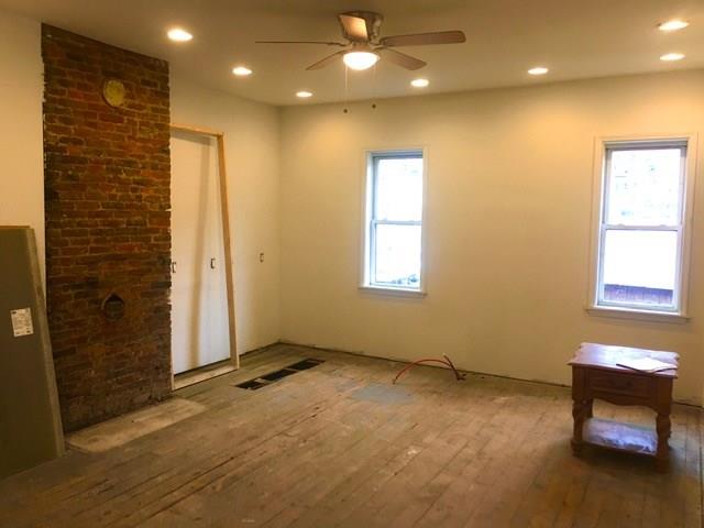 902 Constance Street Pittsburgh, PA 15212 - Photo 3 of 16 Kitchen / Dining