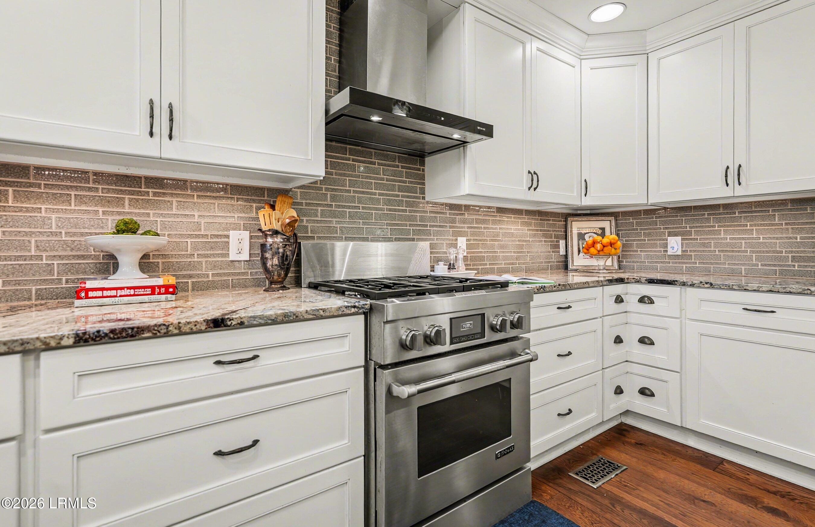 15 Walling Grove Road Beaufort, SC 29907 - Photo 5 of 47 DSC04711-175-1.jpg-SMALL