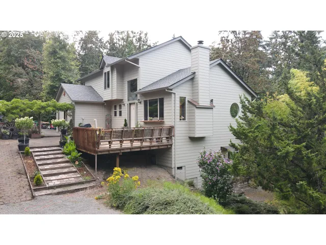 a house view with a garden space