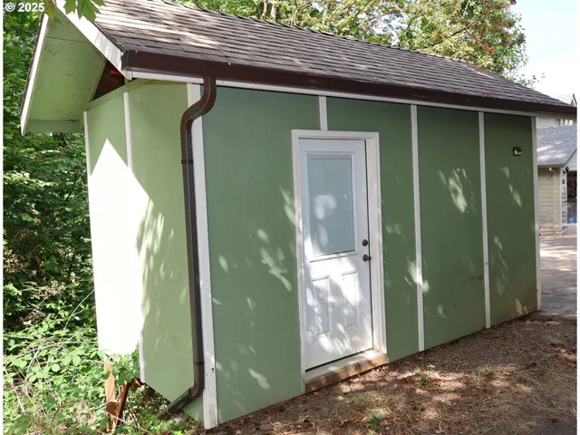 a green house with outdoor space