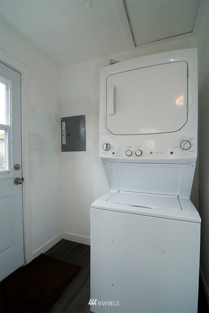 1040 South Rochester Street Tacoma, WA 98465 - Photo 9 of 17 Gallery Image 9