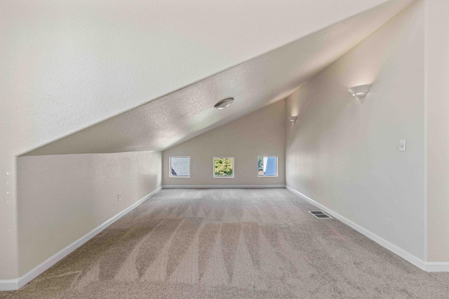 3913 Bayview Drive Modesto, CA 95355 - Photo 18 of 47 a view of an empty room with a window