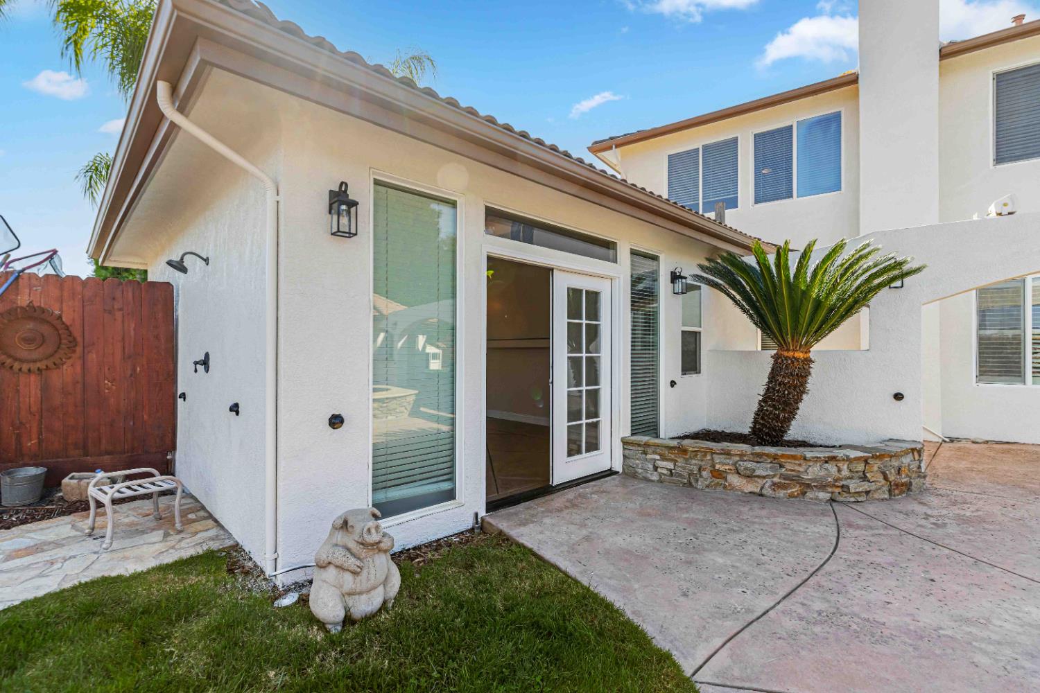 3913 Bayview Drive Modesto, CA 95355 - Photo 29 of 47 a front view of a house with garden