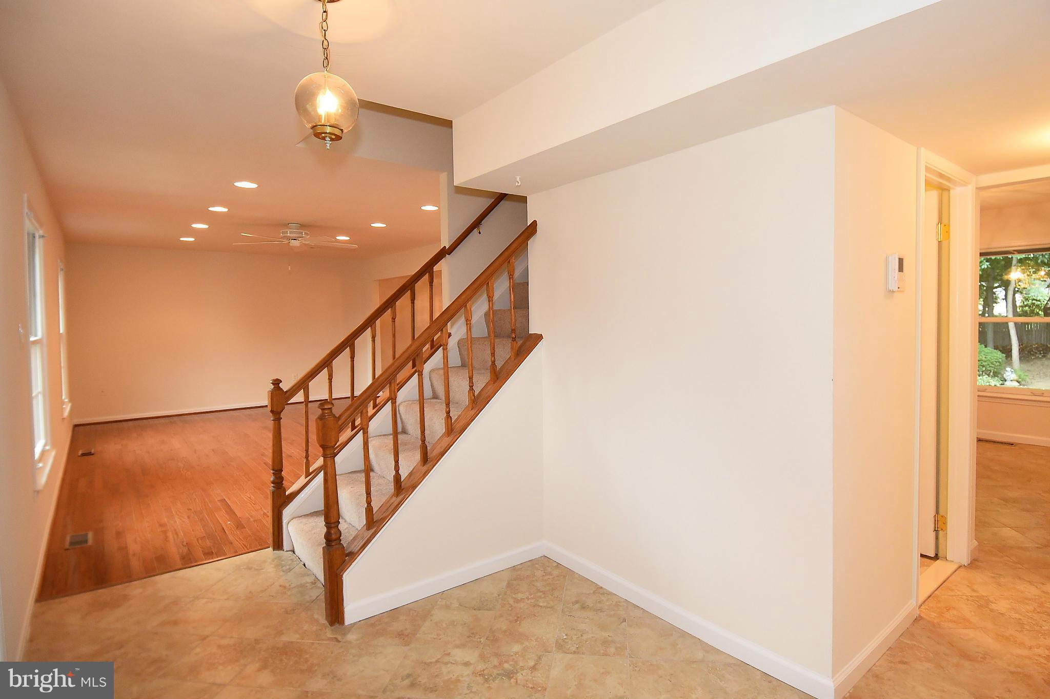 9108 Rothery Court Springfield, VA 22153 - Photo 14 of 30 Interior (General)