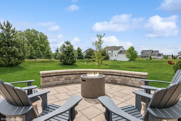 $899,900 | 4-n363 Norton Glen Boulevard, St. Charles, IL 60175