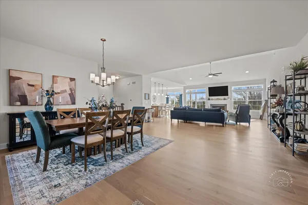 $899,900 | 4-n363 Norton Glen Boulevard, St. Charles, IL 60175