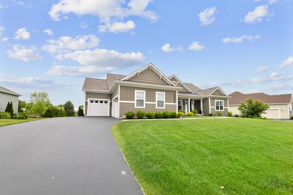$899,900 | 4-n363 Norton Glen Boulevard, St. Charles, IL 60175