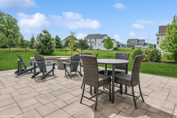 $899,900 | 4-n363 Norton Glen Boulevard, St. Charles, IL 60175