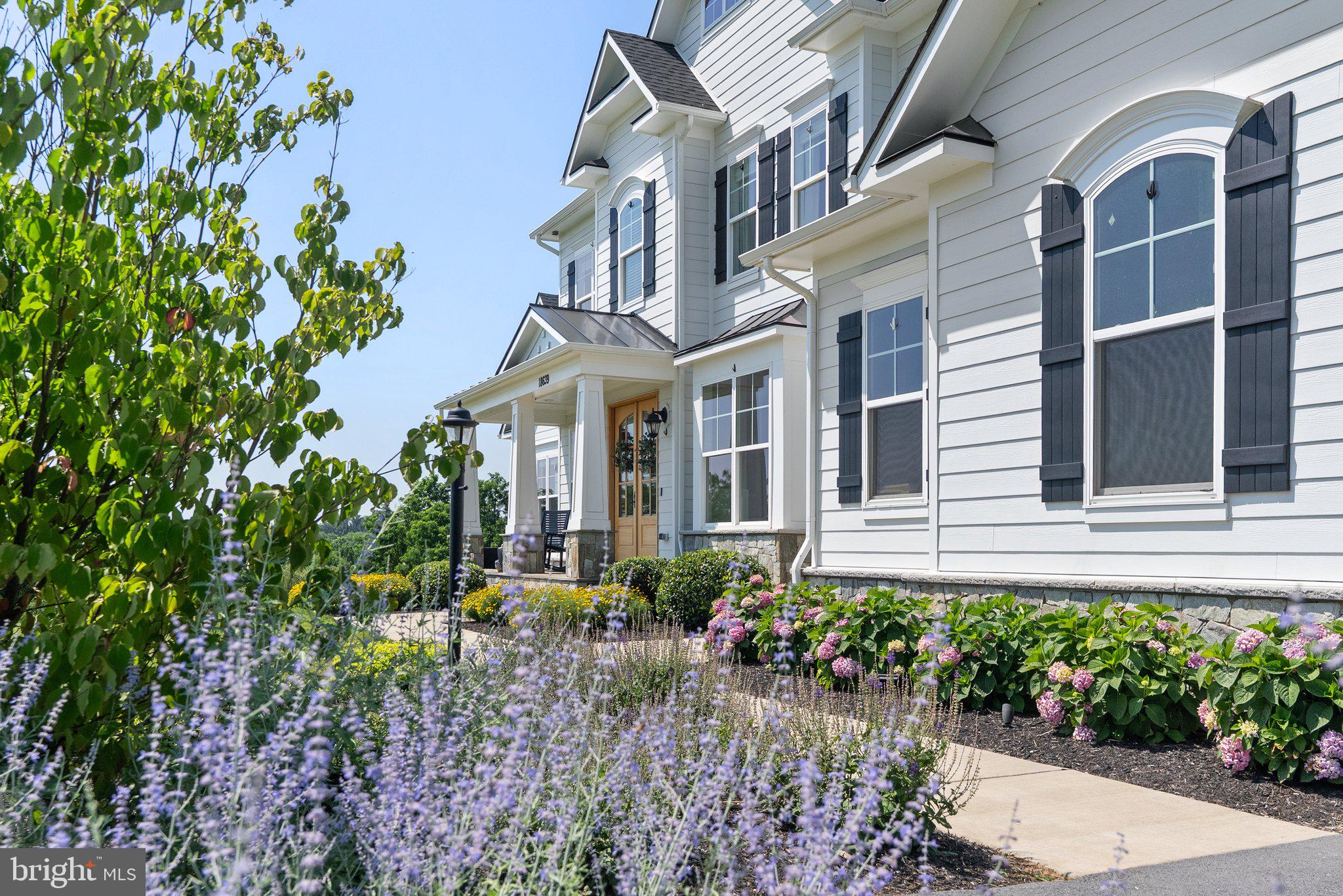 18639 Wild Raspberry Drive Purcellville, VA 20132 - Photo 4 of 94 Gallery Image 4