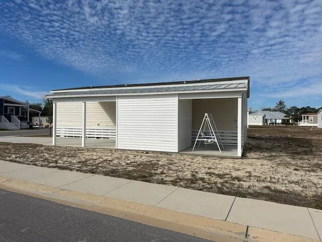 $1,800 | 64 Red Drum Drive, Freeport, FL 32439