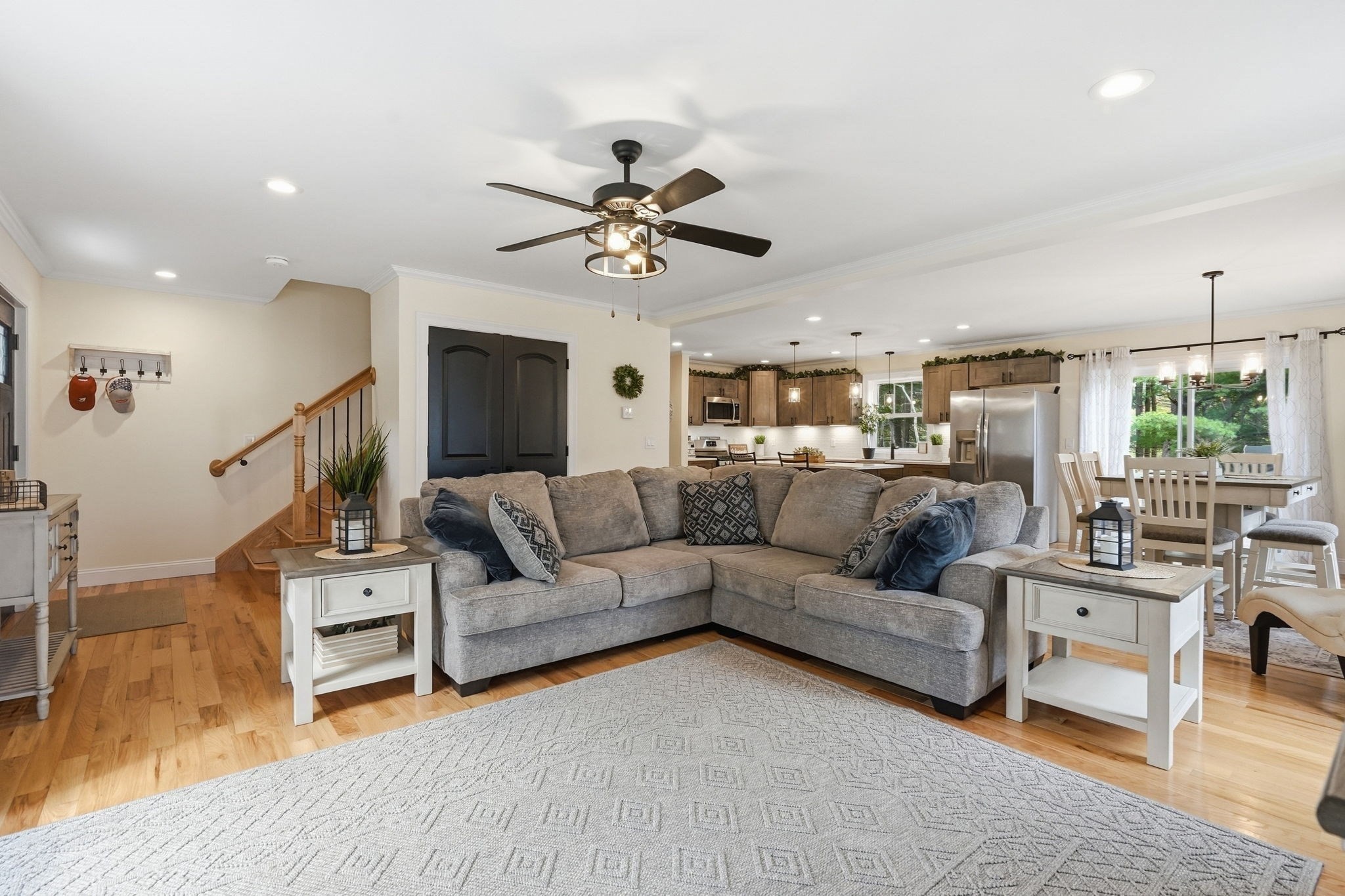 47 Fuller Road Palmer, MA 01069 - Photo 6 of 40 Gallery Image 6