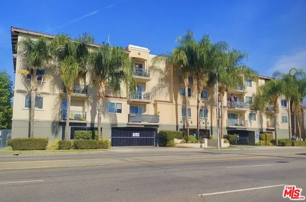 $499,950 | 13941 Sherman Way, Unit 208, Van Nuys, CA 91405