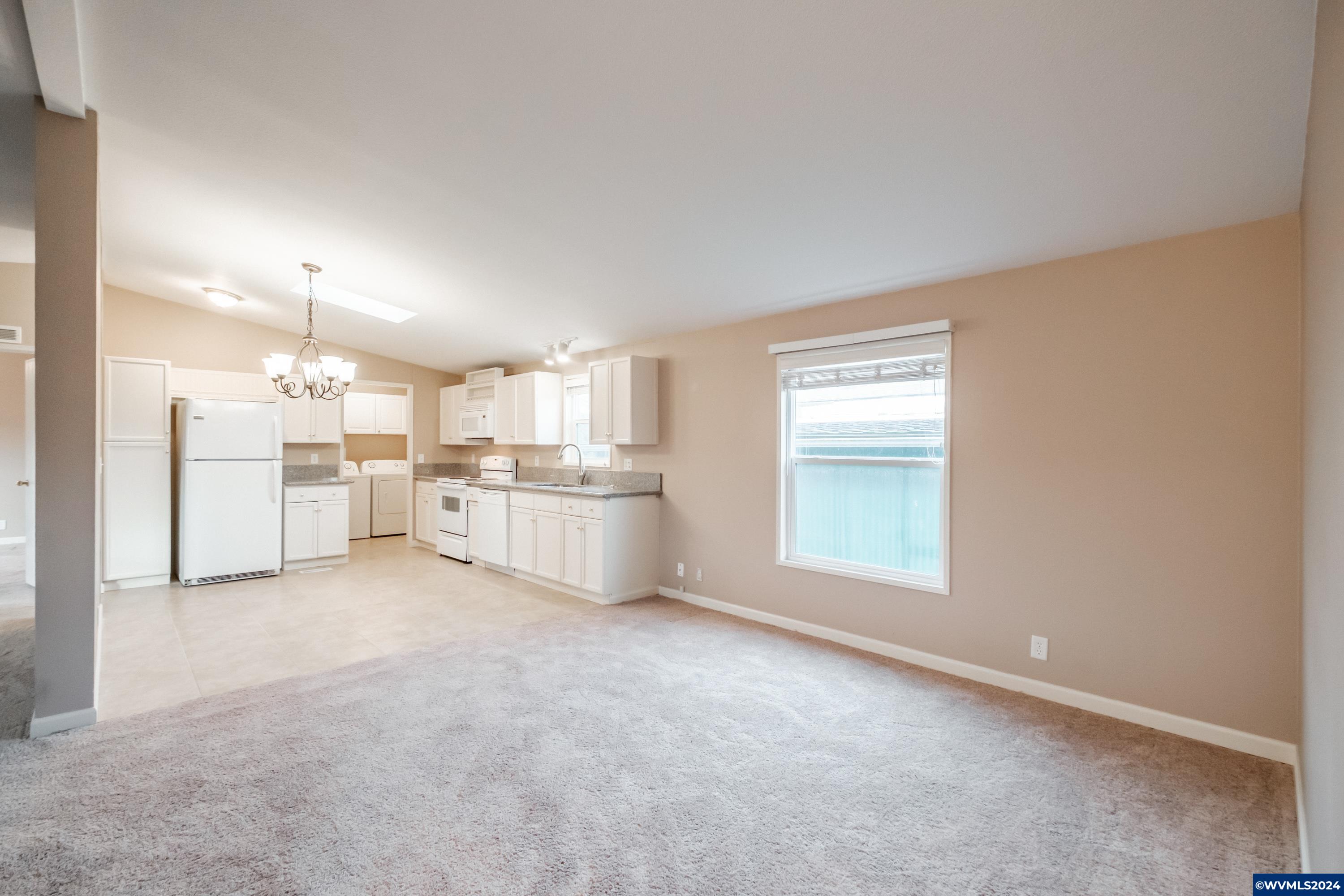 3346 Sunnyview Road Northeast, Unit 19 Salem, OR 97301 - Photo 31 of 34 Gallery Image 31