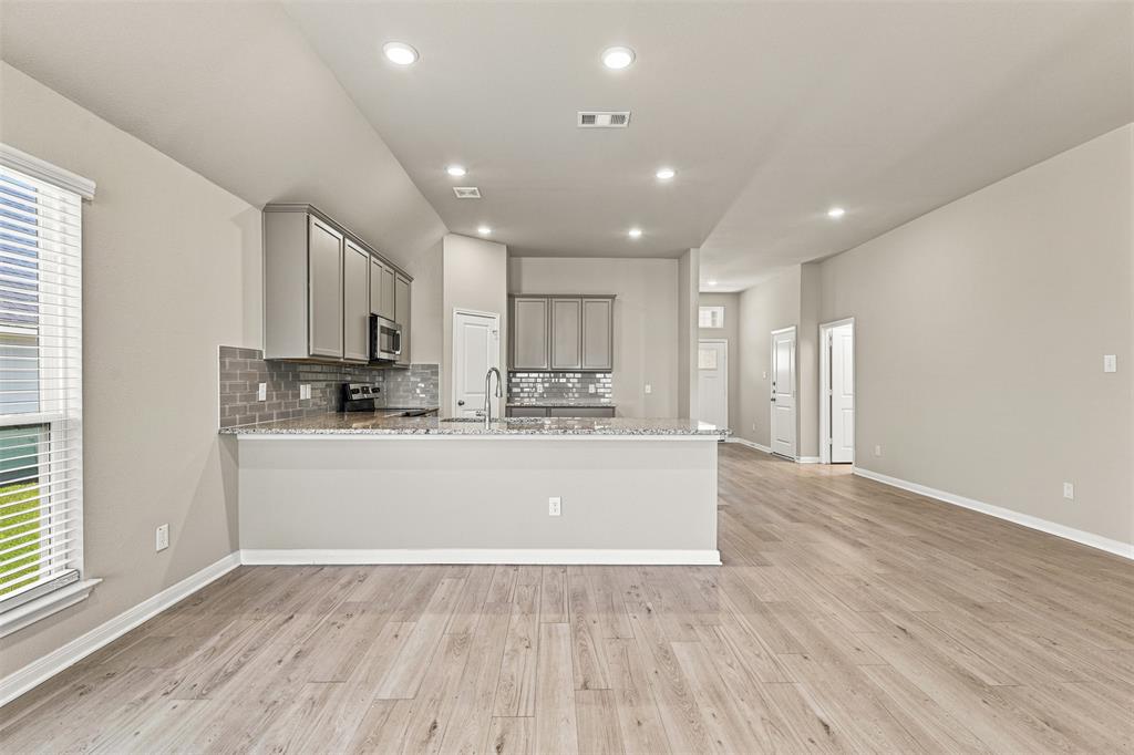 3228 Dottavio Road Lorena, TX 76655 - Photo 8 of 34