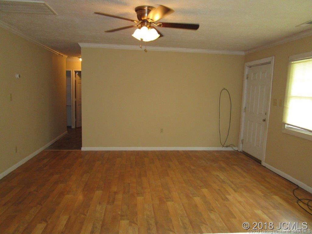 175 Ohio Avenue Hanover, IN 47243 - Photo 3 of 15