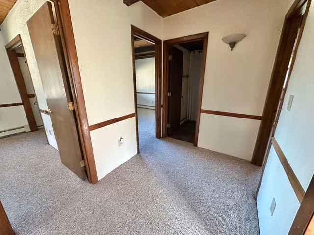 $1,900 | 253 Linderhof Strasse, Intervale, NH 03845