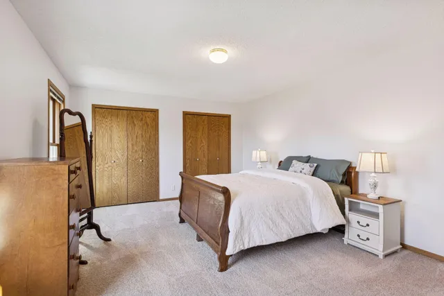 $459,900 | 5913 Red Pine Boulevard, St. Paul, MN 55110