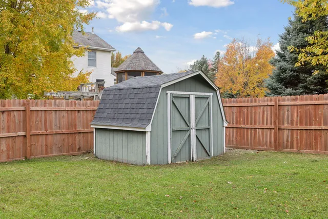 $459,900 | 5913 Red Pine Boulevard, St. Paul, MN 55110