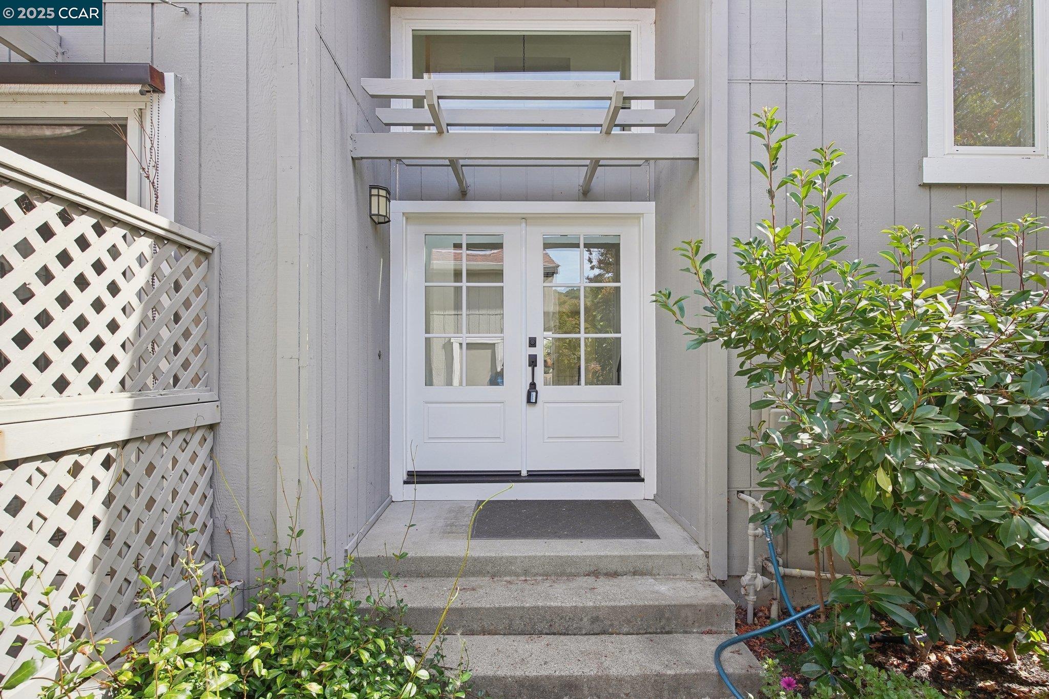 119 Cypress Point Way Moraga, CA 94556 - Photo 32 of 38 a front view of a house with a yard