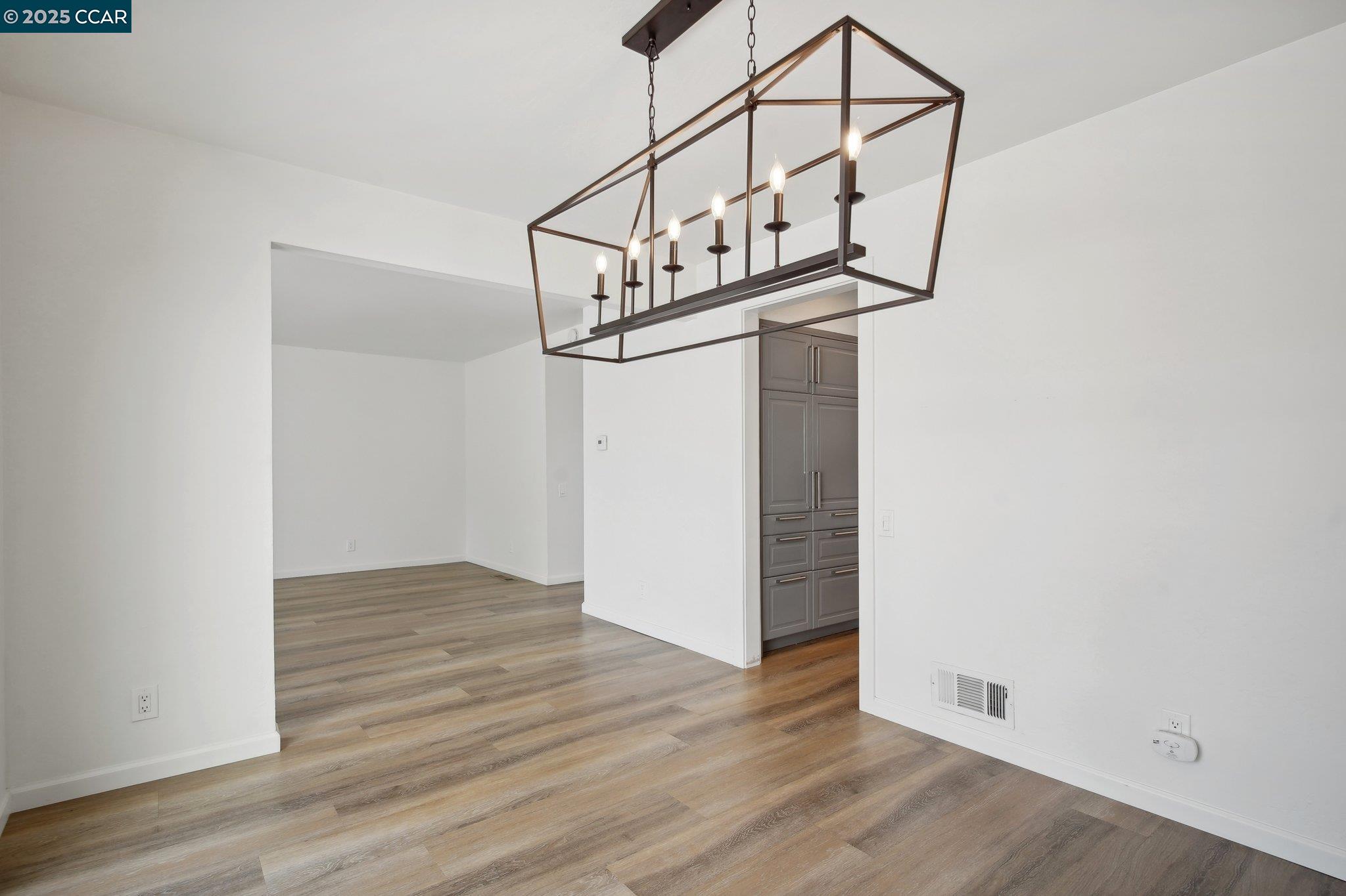 119 Cypress Point Way Moraga, CA 94556 - Photo 8 of 38 a view of entryway