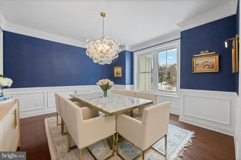 $1,900,000 | 814 Newtown Road, Berwyn, PA 19312