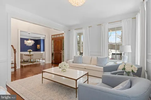 $1,900,000 | 814 Newtown Road, Berwyn, PA 19312