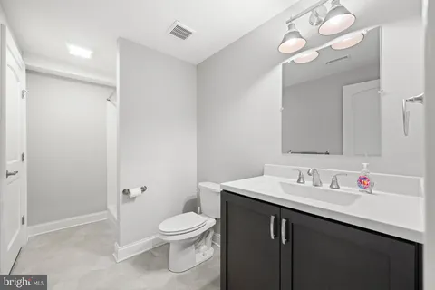 $1,900,000 | 814 Newtown Road, Berwyn, PA 19312