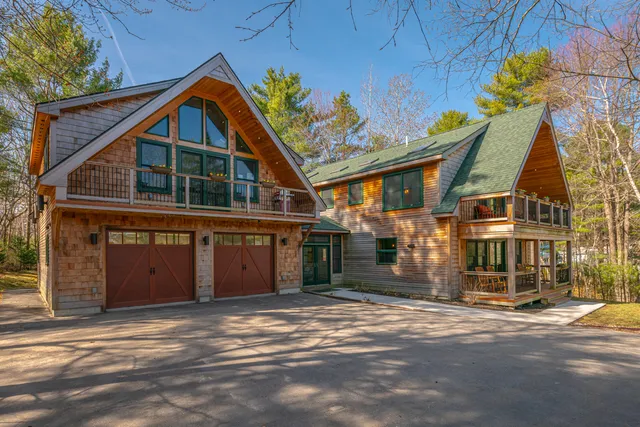 $933,000 | 31 Dorothy Drive, Standish, ME 04084