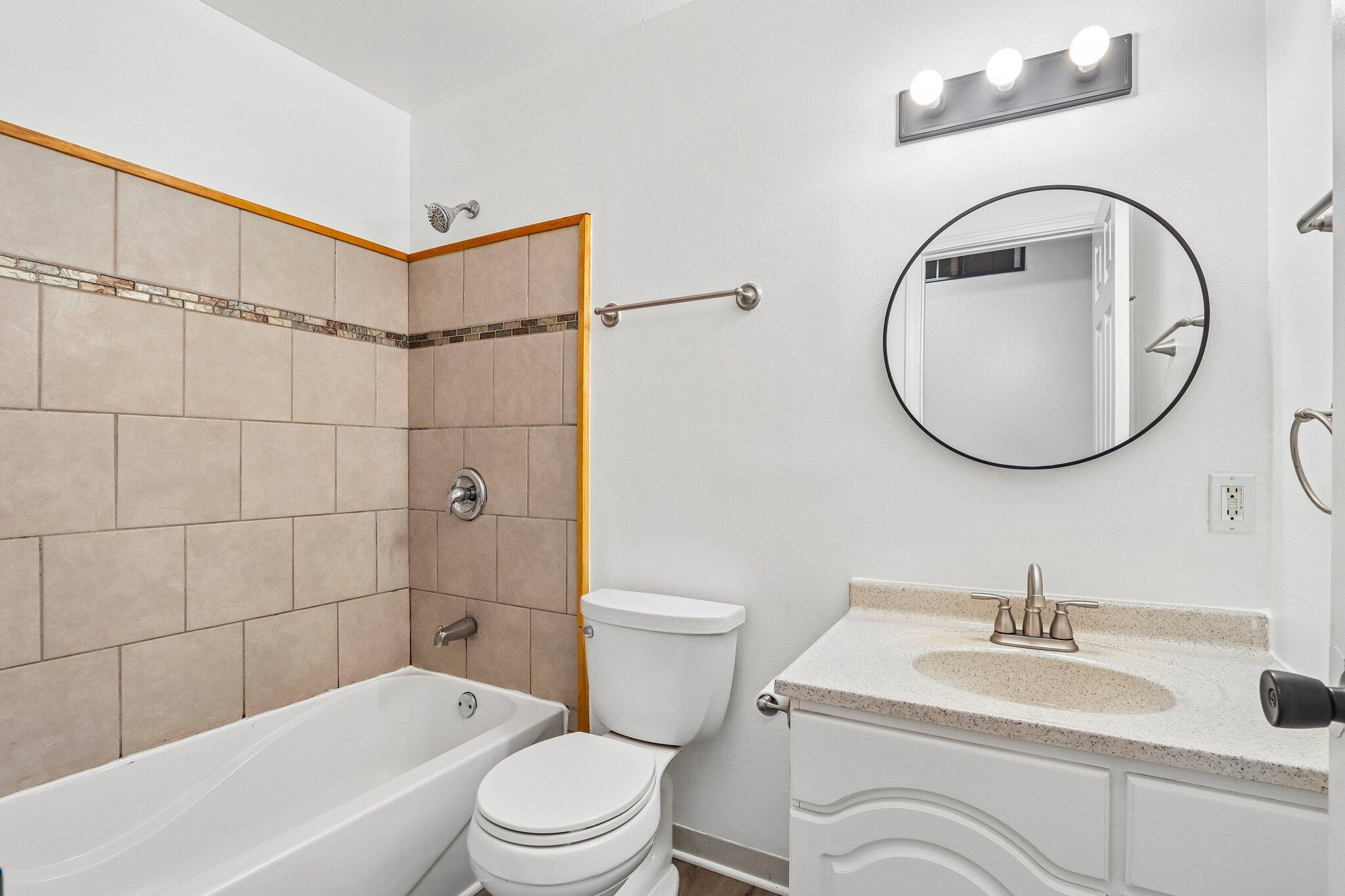 2223 Grove Avenue Racine, WI 53405 - Photo 14 of 30 Primary Bathroom