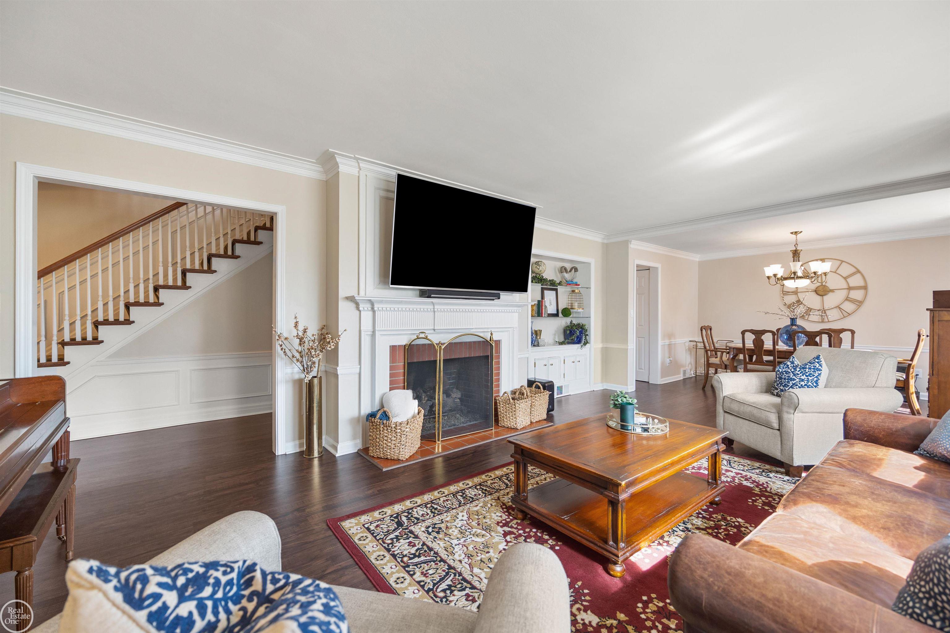 704 Pemberton Road Grosse Pointe Park, MI 48230 - Photo 11 of 75