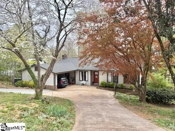 $450,000 | 20 East Indian Trail, Taylors, SC 29687
