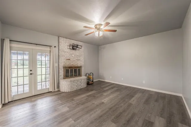 $465,000 | 113 Hillridge Lane, Maypearl, TX 76064